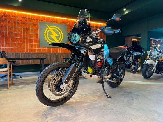 DUCATI DESERT X DUCATI DESERT X